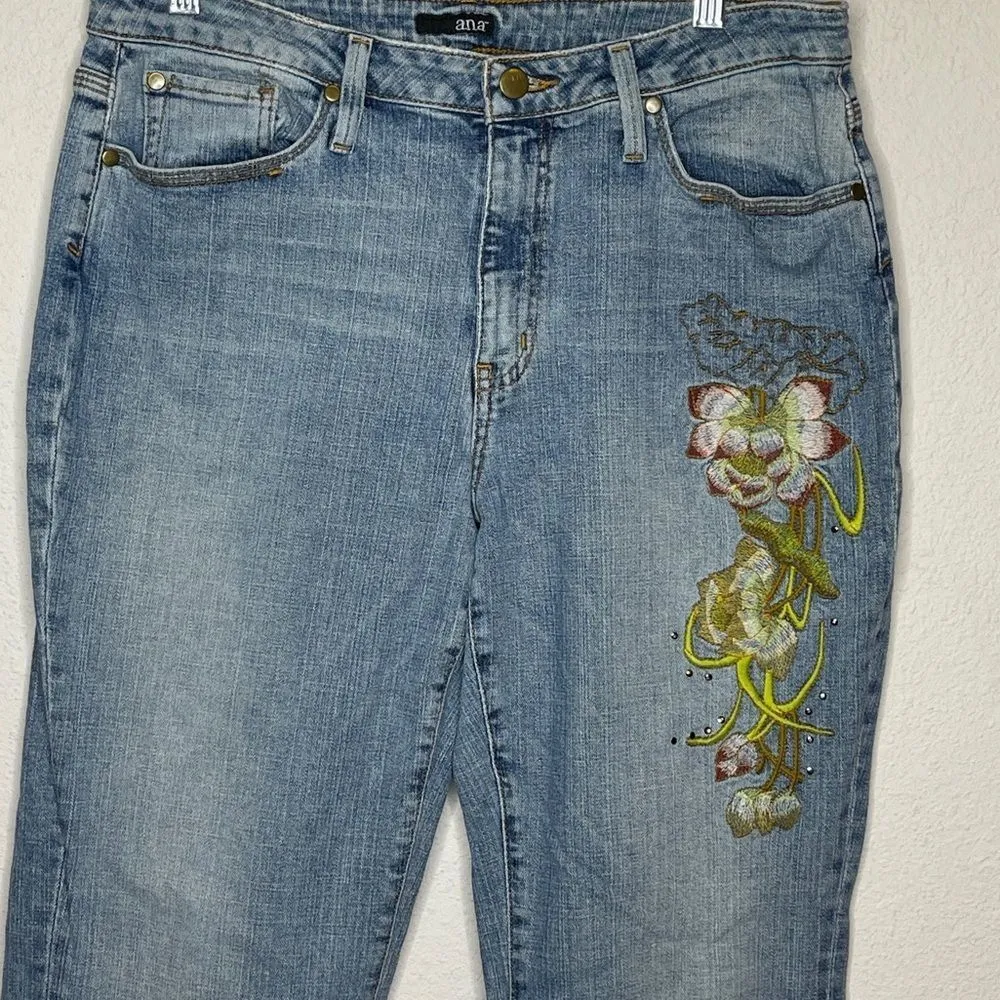 ANA‎ Embroidered Jeans - Image 3