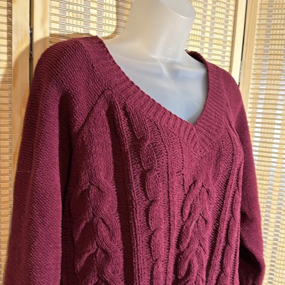 Arizona Jean Co Burgundy Red Loose Cable Knit Vneck Soft Sweater X Large - Image 2