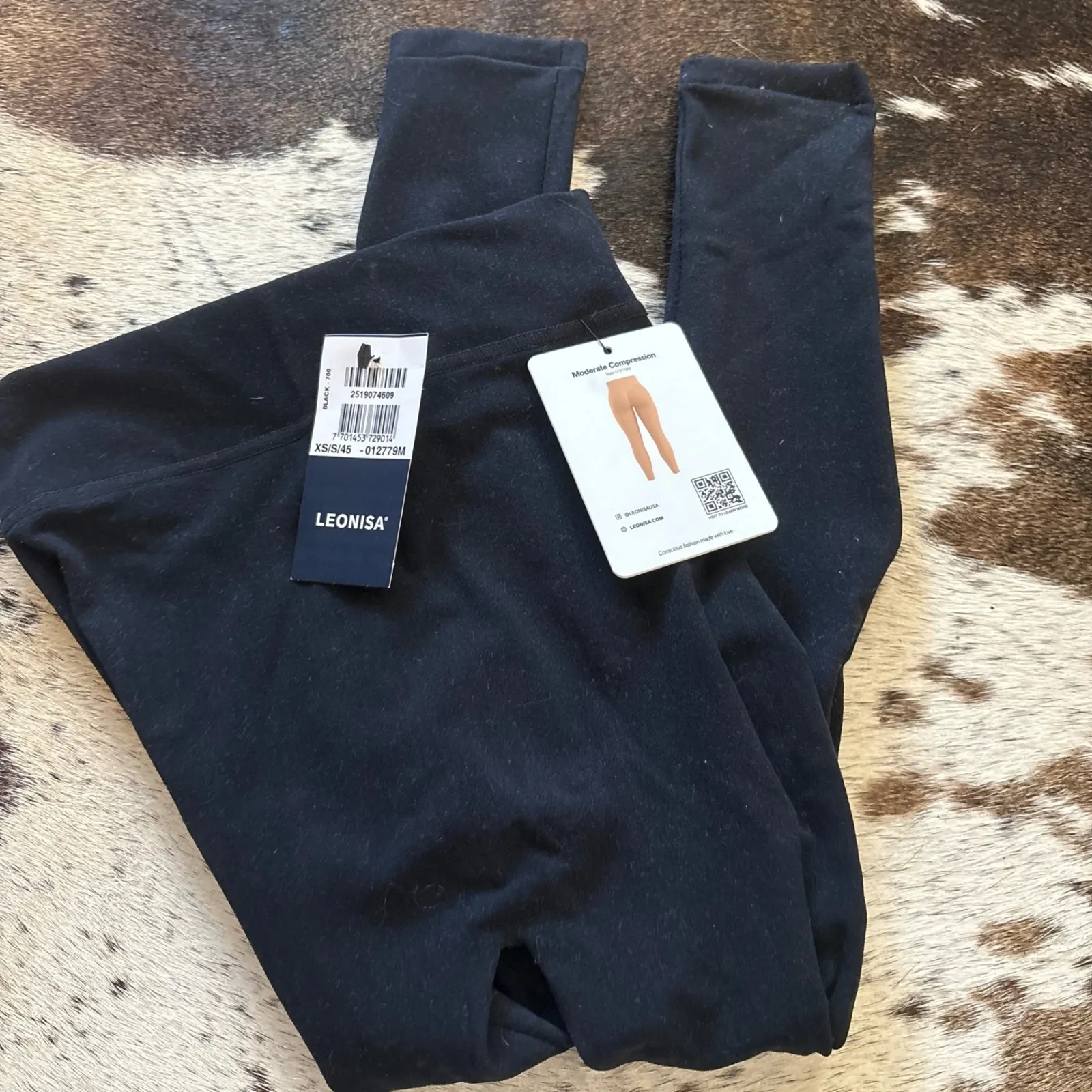 LEONISA SmartShape Capri Invisible High-Waisted Capri Shaper Size Small - Image 2