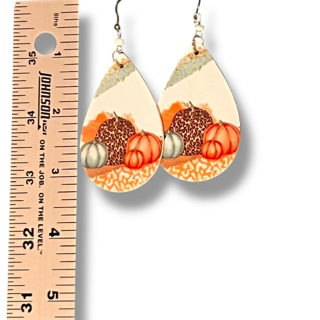 Fall Harvest Earrings Pumpkin Thanksgiving Lightweight Faux Leather Dangle Orange - Image 2