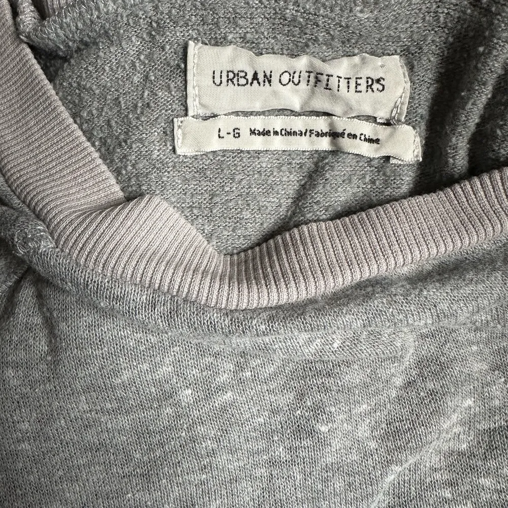Urban Outfitters Gray Womens Size Large Comfy Crewneck 3/4 sleeve - Image 5