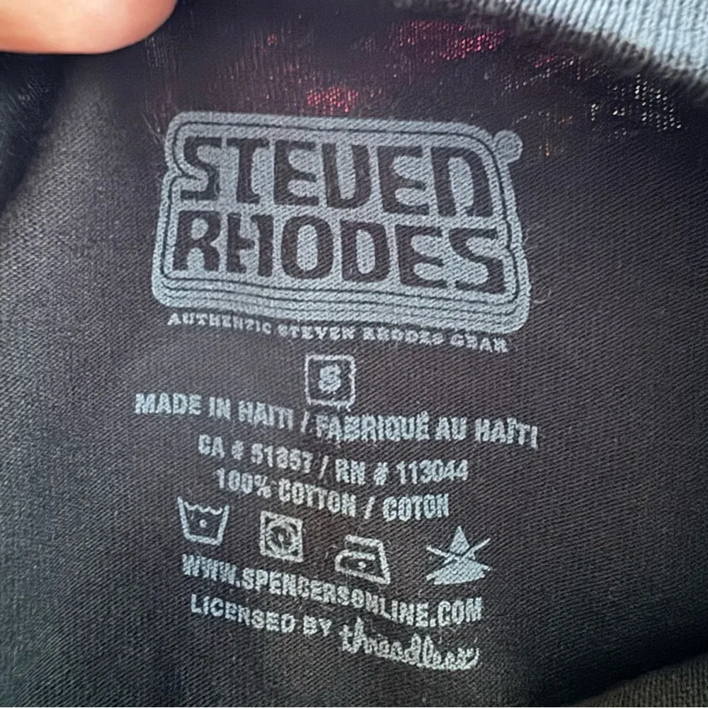 Steven Rhodes “Here Comes The Apocalypse” Alien Graphic Tee - Image 6