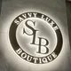 Savvy Luxe B.