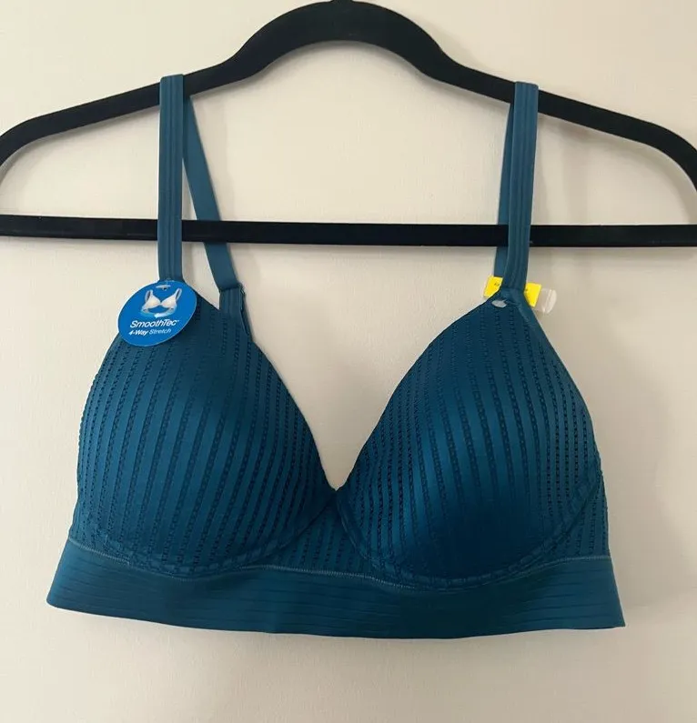 Hanes Teal Blue Wireless Comfort Bra Medium Full Coverage Everyday Capsule