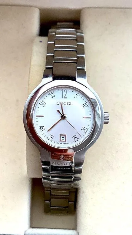 Ladies AUTHENTIC GUCCI beautiful watch ππ