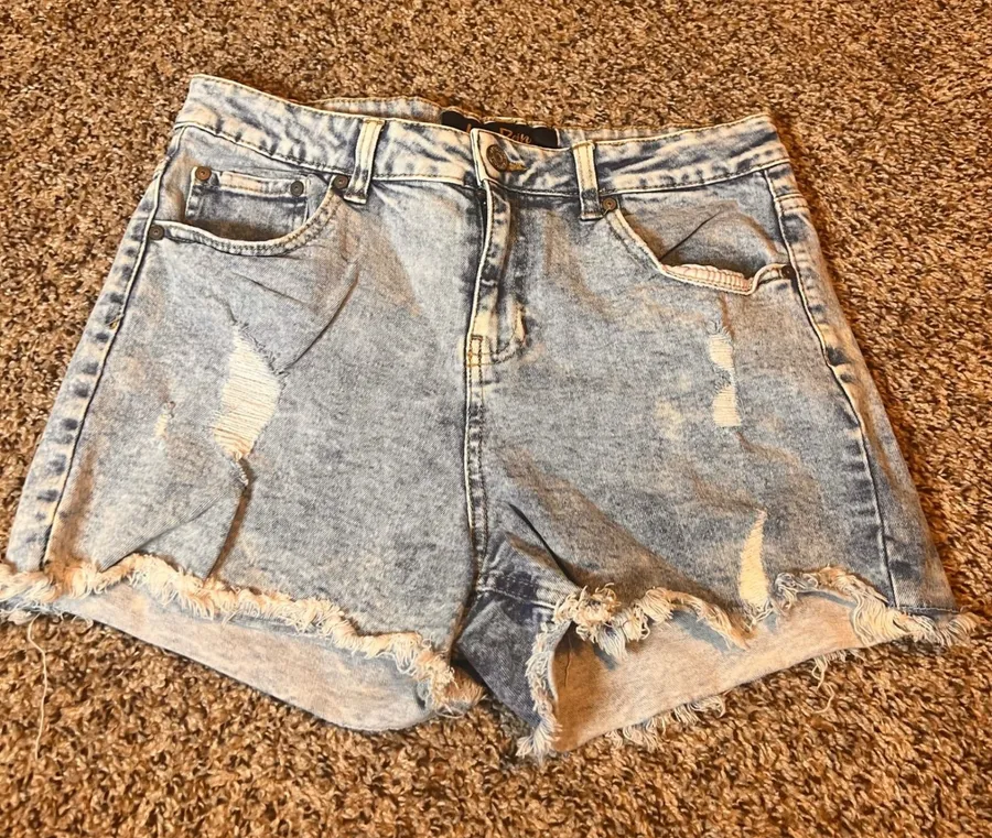 Indigo Rein Denim Shorts Distressed Frayed Hem Acid Wash Blue Size 11