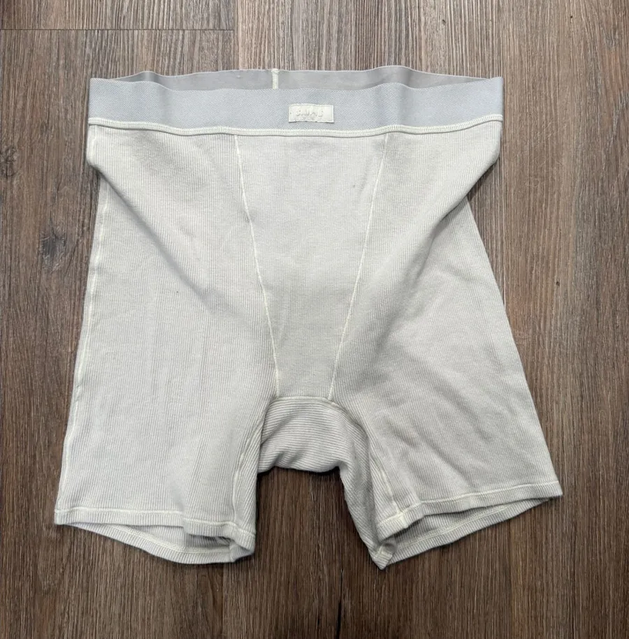SKIMS Cotton Rib Boxer High Waisted Ribbed Lounge Shorts Bone Grey Large