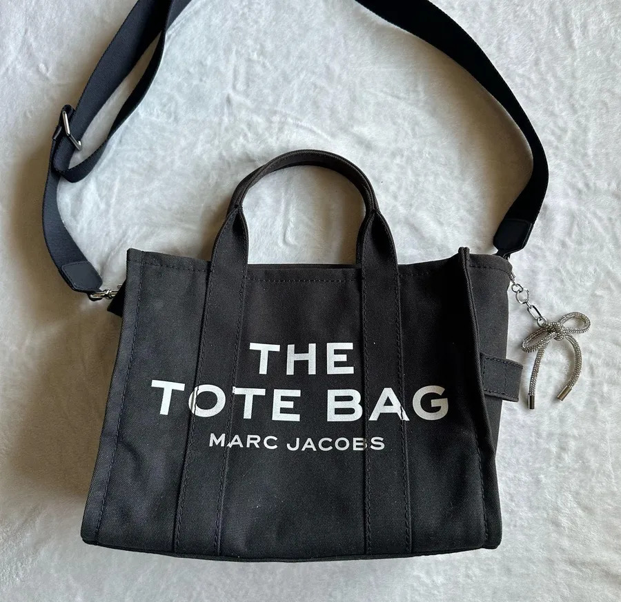 Marc Jacobs the canvas medium tote bag