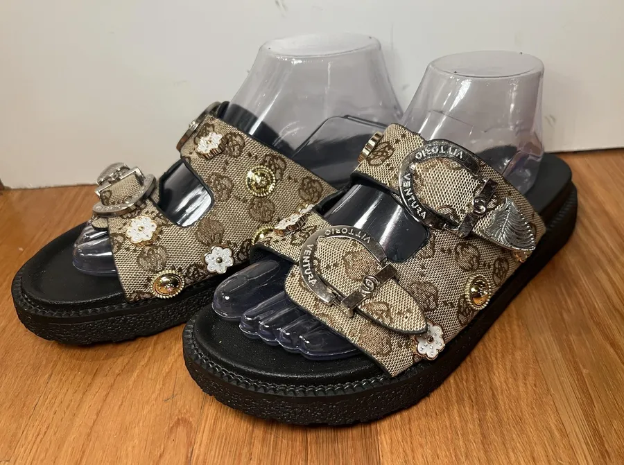 Jin Duo Sandals Womens Size 10 Brown Floral Buckle Slide Platform Shoes