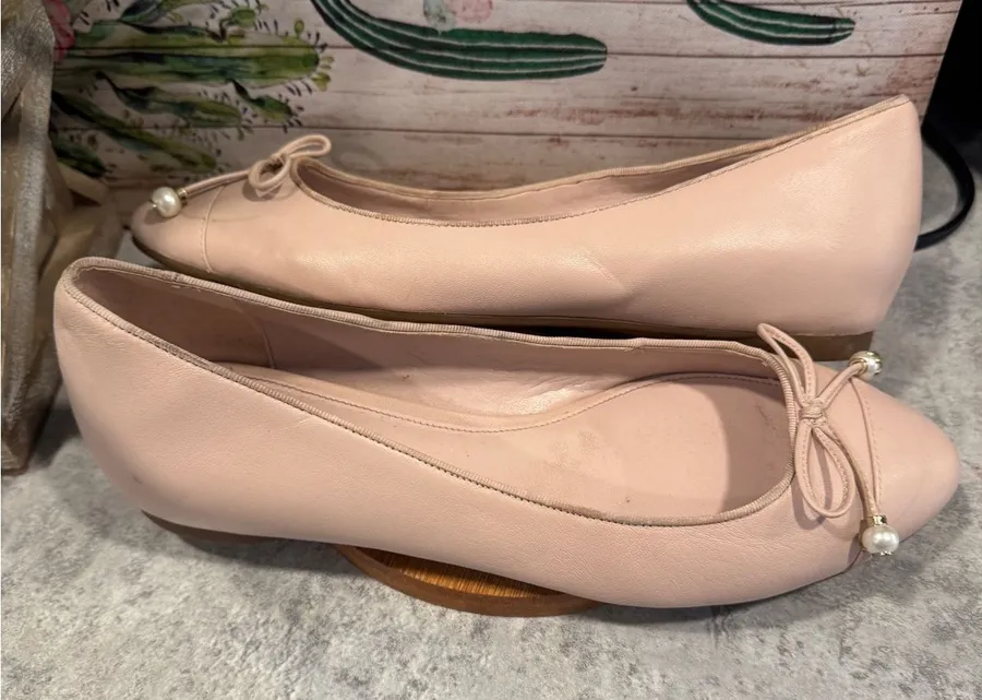 Michael Kors Gia Ballet Flats – Leather, pointed toe, slip-on size 9M