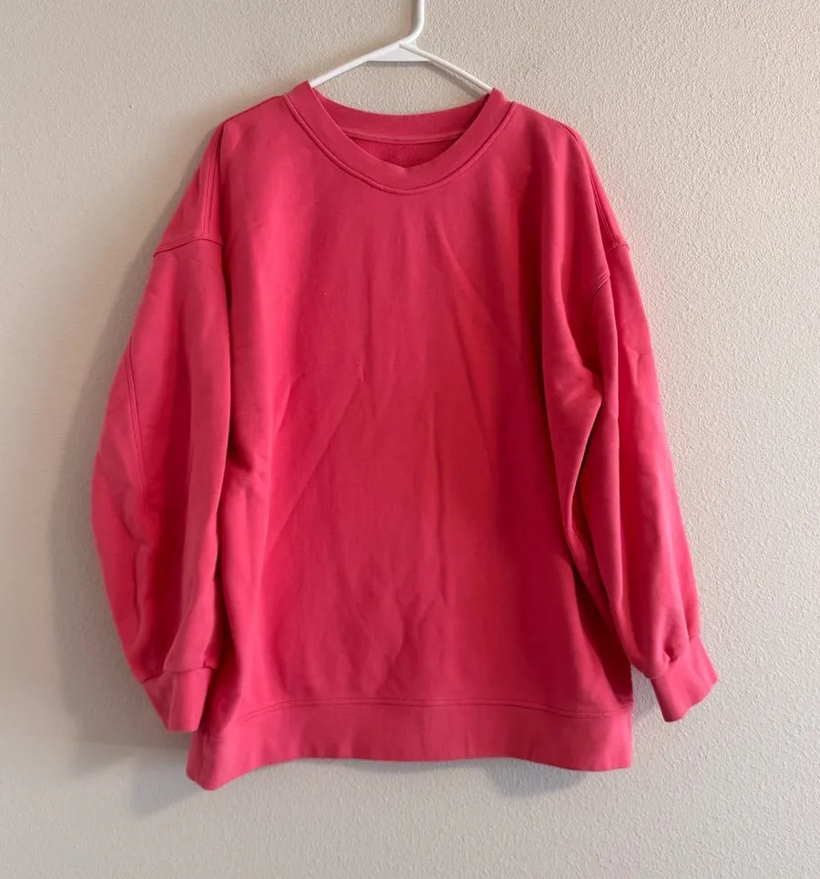 Lululemon Relaxed Crewneck Sweatshirt in Coral Pink