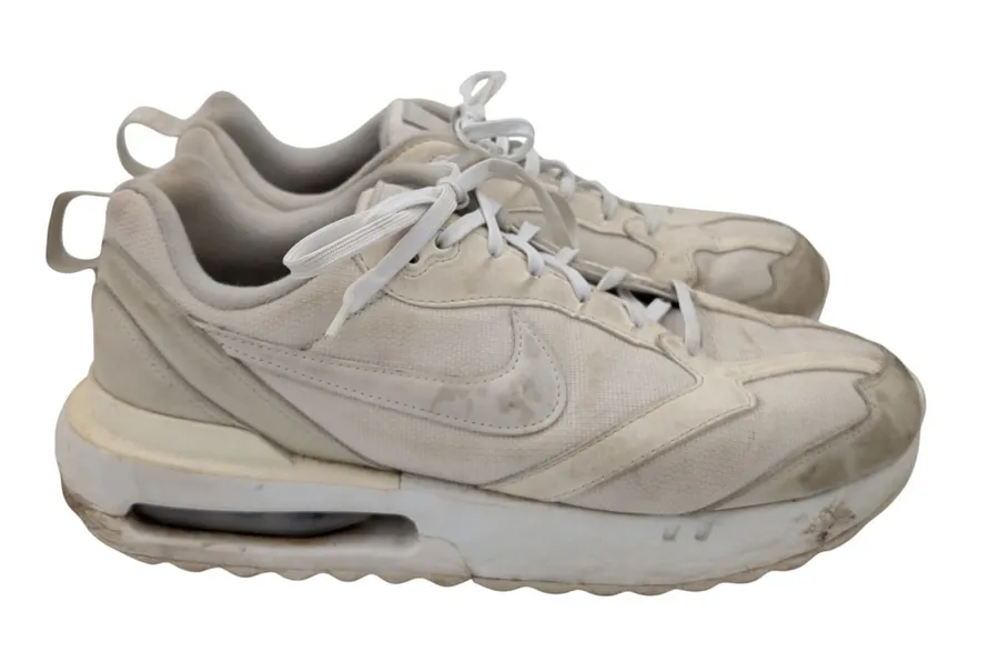 Nike Air Max Dawn Womens Summit White Sail Sneakers DM8261-001 Size 11