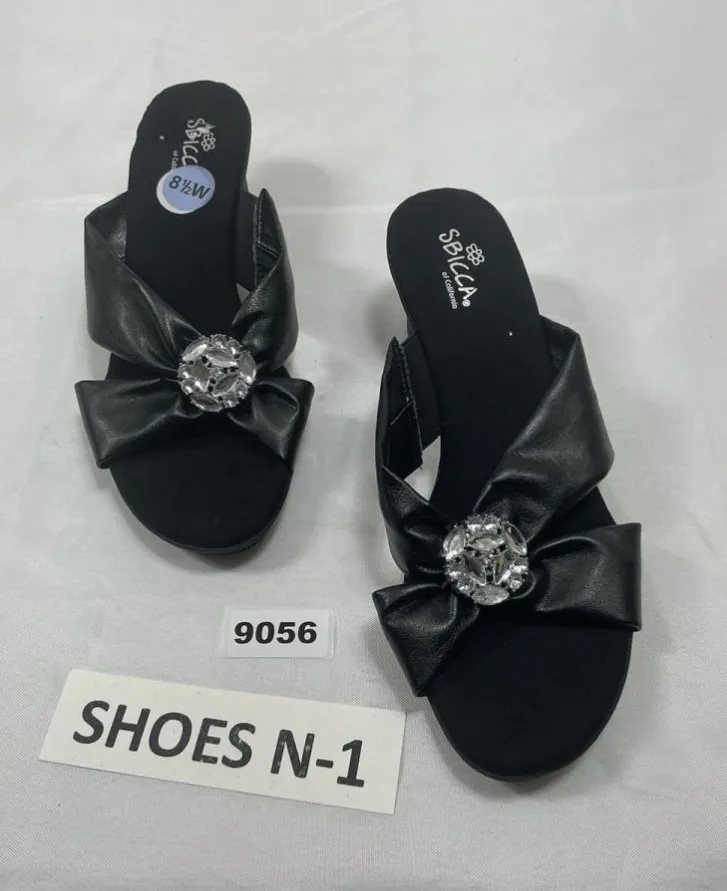 Womans New SBICCA Slip On Sandals 8.5 W Black Open Toe Rhinestone Accent