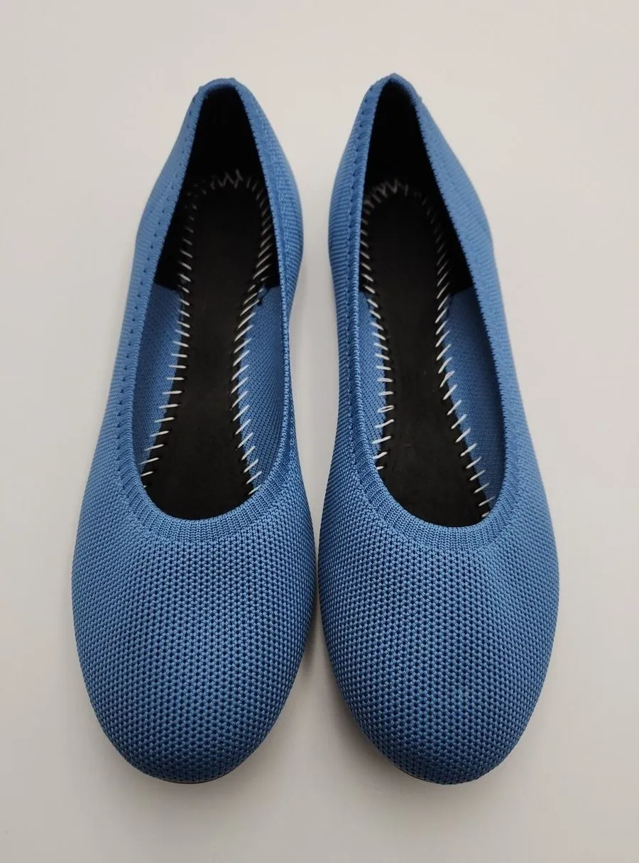 KB Zone Women's Ballet Flats Size 6.5 Lightweight Round Toe Slip On Comfort New Blue