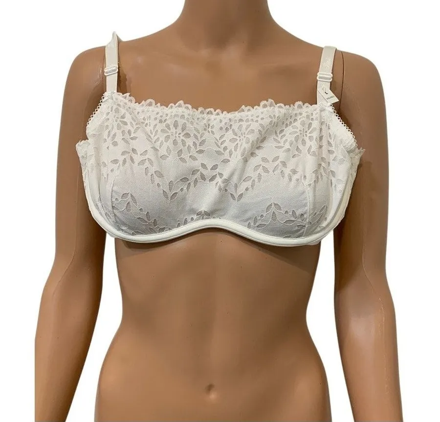 PINK Victoria’s Secret large Wink unlined lace scoop bra BC 3417