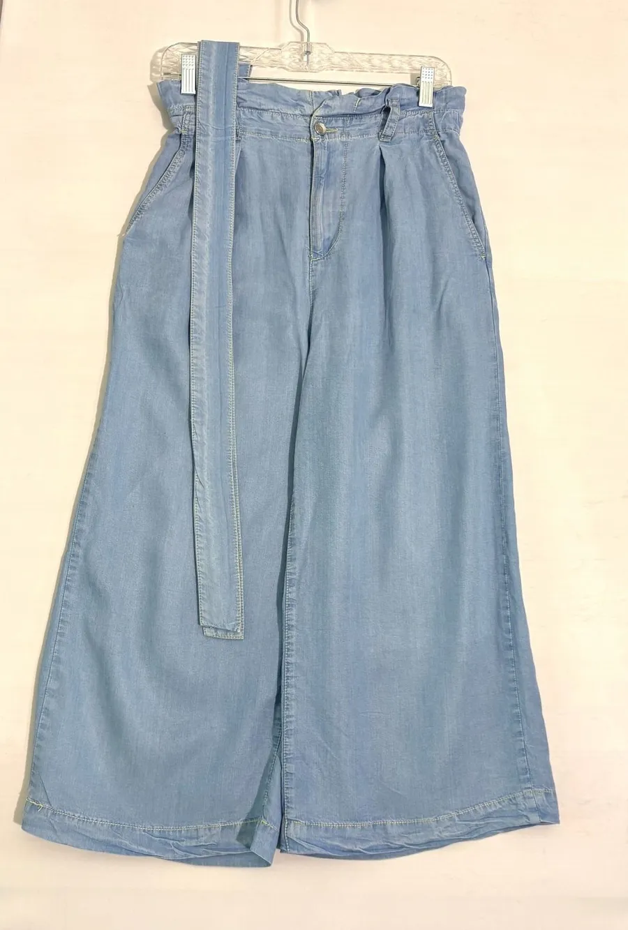 Zara Denim Light Wash Paperbag Waist Wide Leg Culottes with Belt Blue Size M