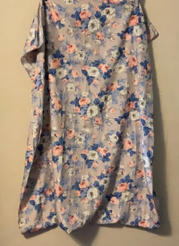Floral Print Scarf in Pink and Blue