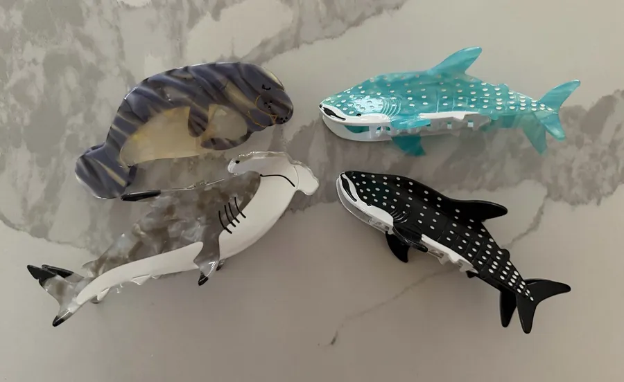 Nue Shiny ocean claw clips Blue