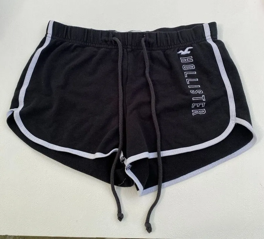 Hollister High Rise Dolphin Shorts XS Black Lounge Athletic Shorts