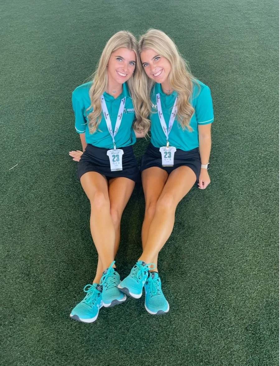 Teal Under Armour Tennis Shoes