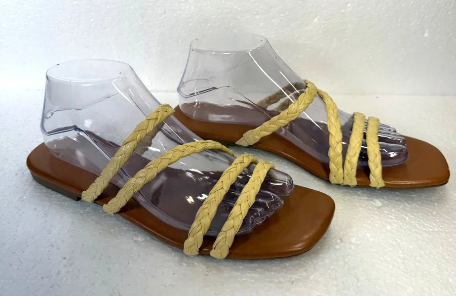 Crown & Ivy Bexley Raffia Flat Sandals Women's 8.5 Braided Straps Yellow Brown