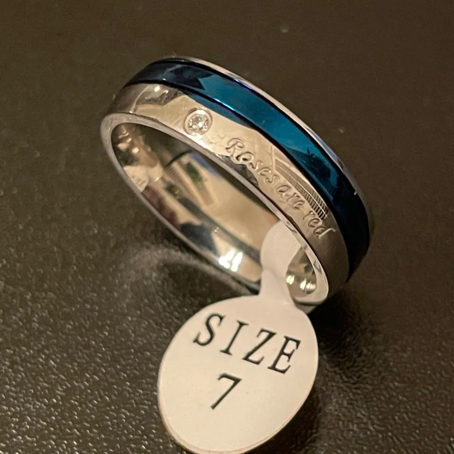 Roses are red blue silver titanium ring size 7