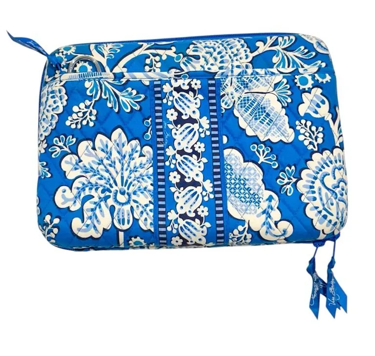 Vera Bradley Blue and White Quilted Hard Shell Padded Floral Laptop Case