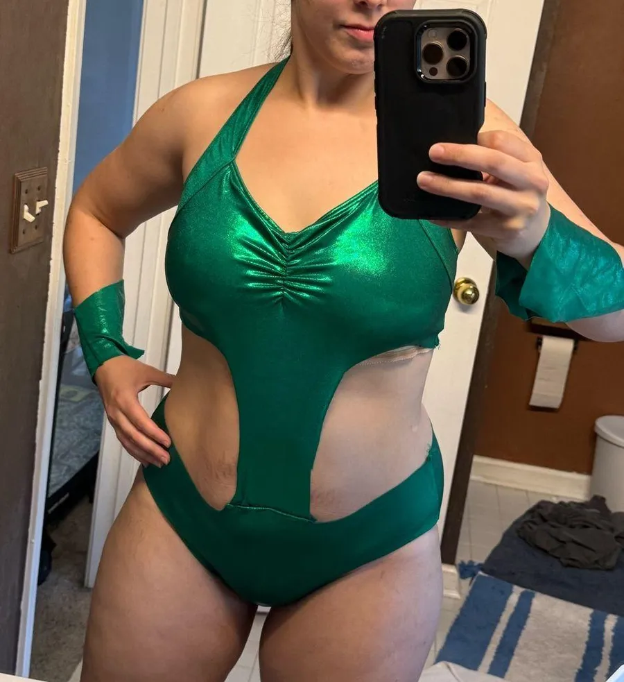 Polaris bodysuit and bracers Green Size XL