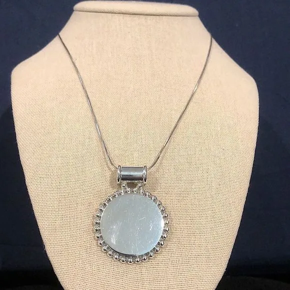 Vintage Sterling Silver Scalloped Pendant Necklace