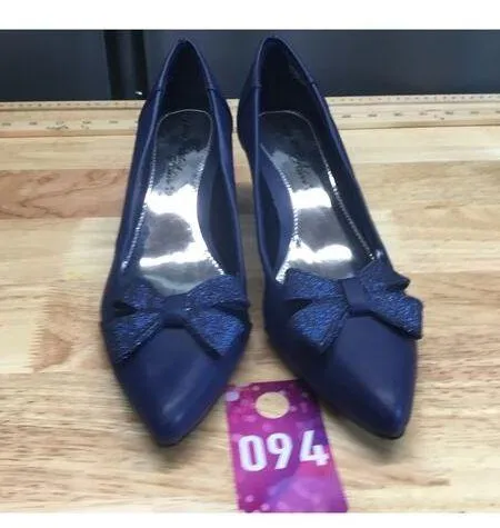 Easy Street Alive 5 Devanna Heels Women's 9 Navy Pointed Toe Bow Slip-On Pump