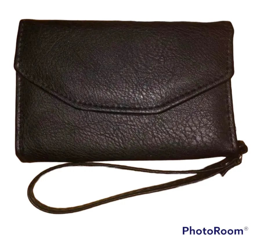 Black Envelope Wallet w/Wristlet NEW