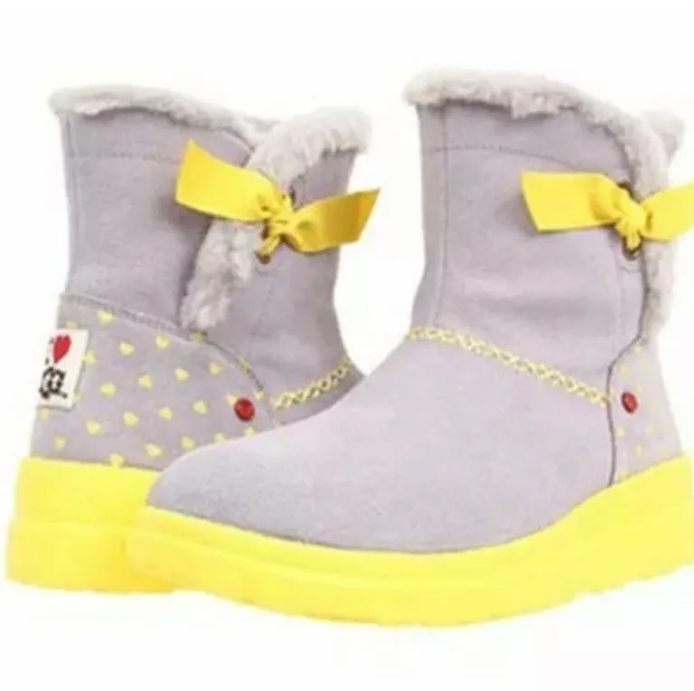 UGG Women's Knotty Moonstone Hearts Suede Gray Yellow Bow Boot Size 9