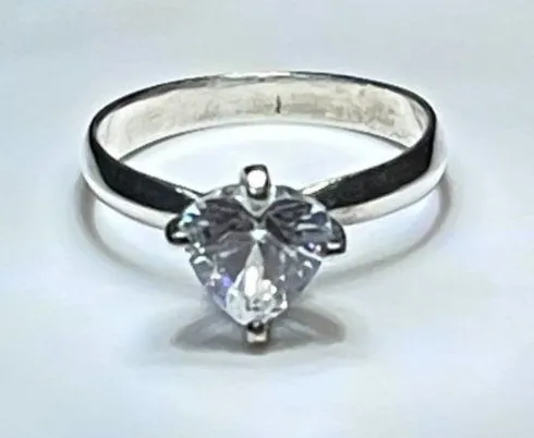 Minimalist Heart Crystal Stone Solitaire Ring High Polish Silver Tone Band Size