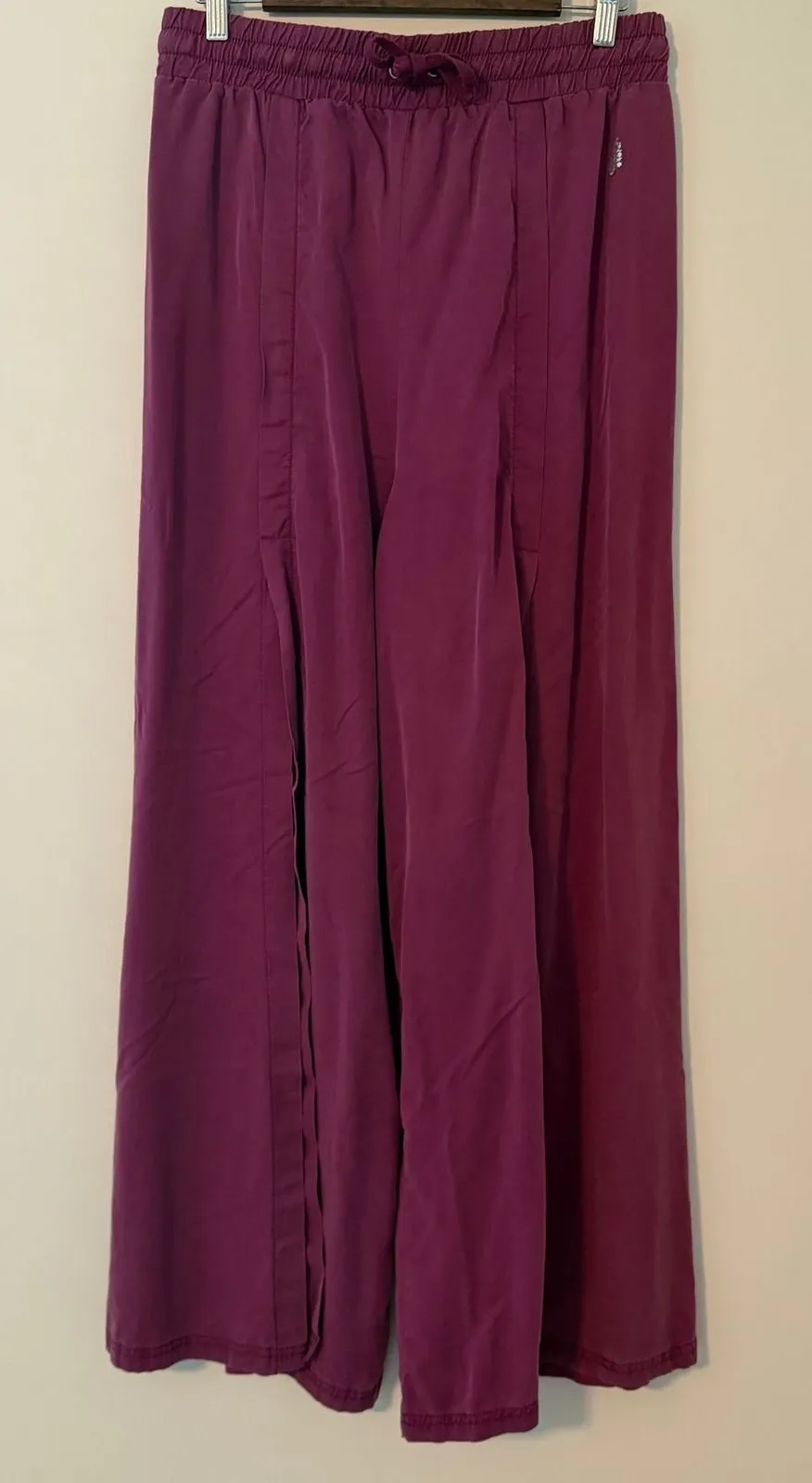 Free People FP Movement Get Your Flirt On Pant Purple Wide Leg Slit Womens Sz M