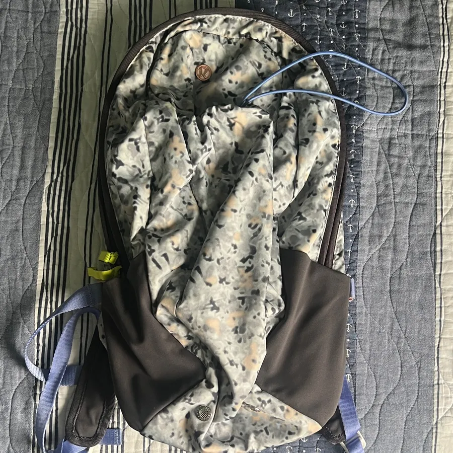 Lululemon gray abstract floral Backpack