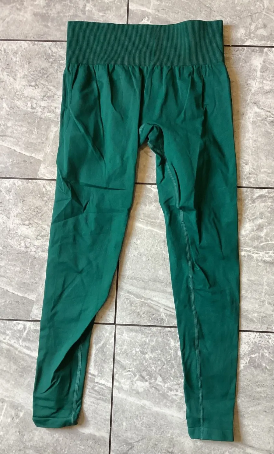 Halara NWOT Women Green Seamless High Waisted Full Length Yoga Gym Leggings M