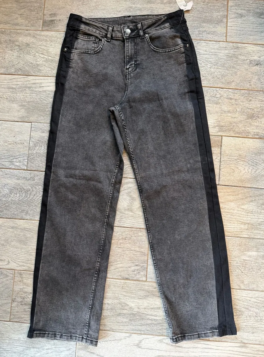 Time and Tru Straight Leg Jeans Tuxedo Jean 4 Grey Acid Wash Stripe Womens NWT