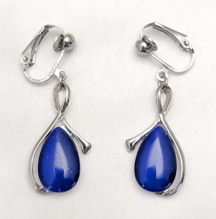 Vintage Clip On Earrings Silver Tone and Blue Stylish Dangle Drop Earrings