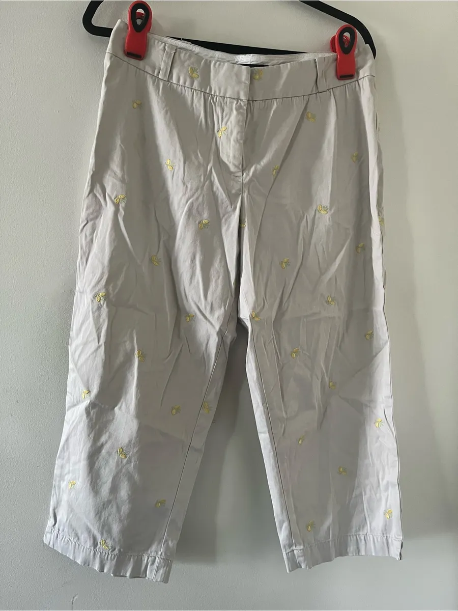 Talbots Embroidered Lemon Khaki Cropped Pants 10 Petite Straight Leg Coastal