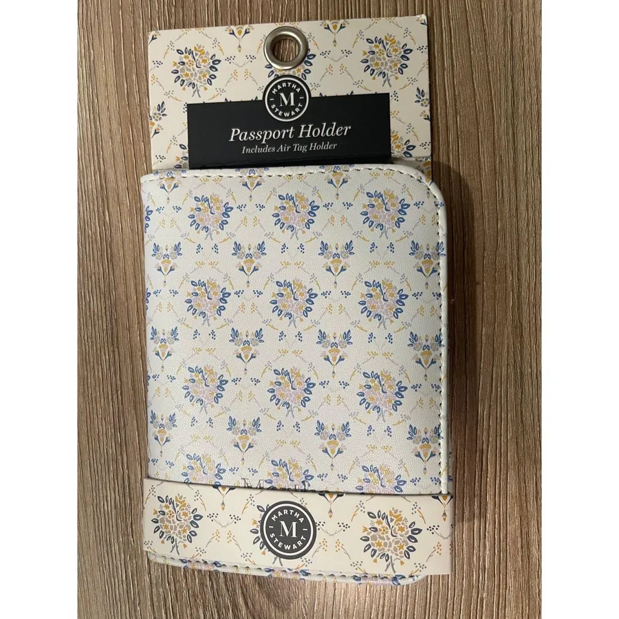 Martha Stewart Floral Passport Holder Elegant Travel Organizer Air Tag Holder White