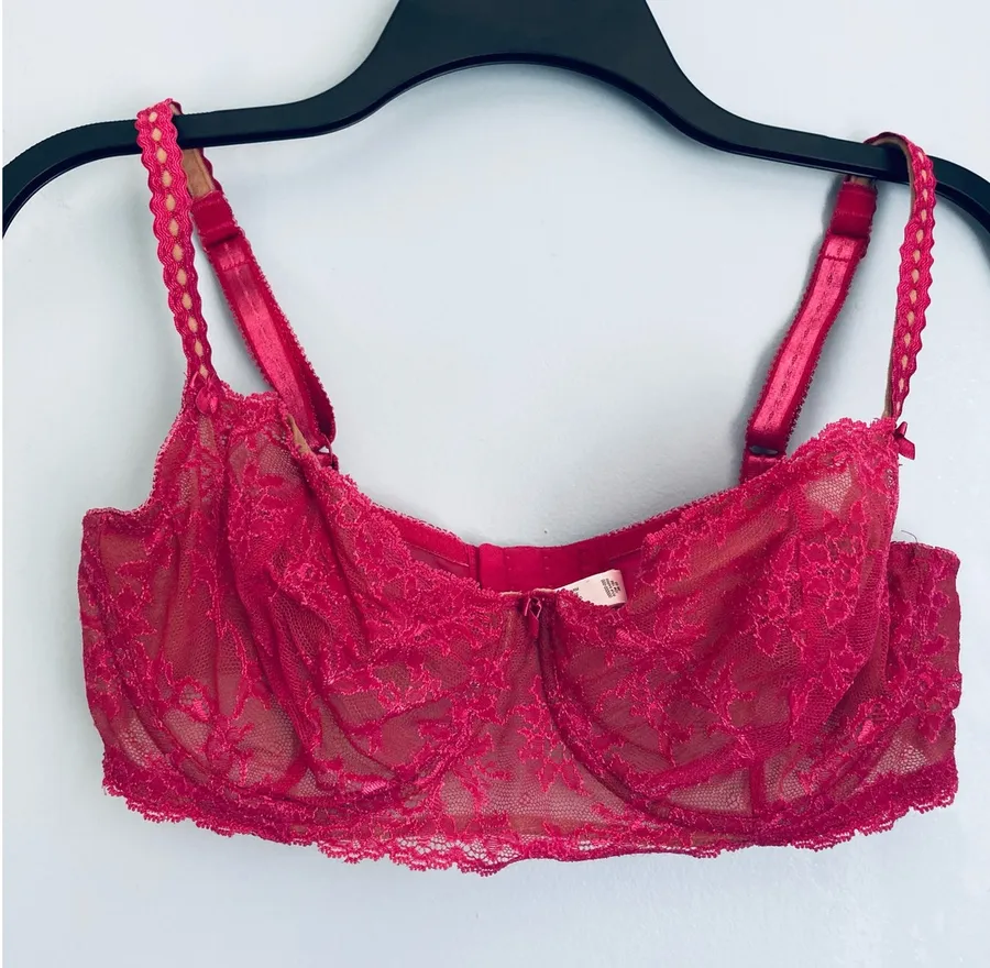 Vintage Victoria's Secret Lace Unlined Bra Pink 36D