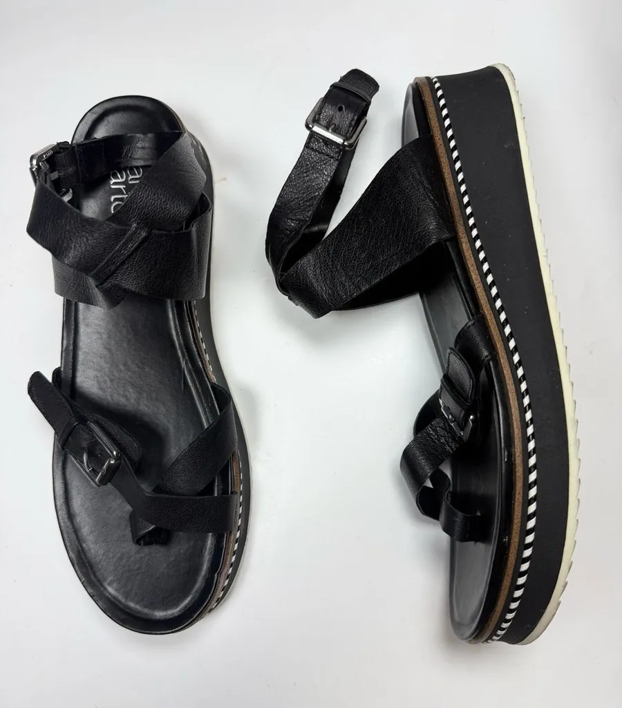 Franco Sarto Women's Eli Flat Strappy Black Leather Sandal S-590 Sz 10M