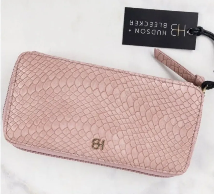 Hudson + Bleeker Bonjour Smartphone Zip Around Wallet Pink
