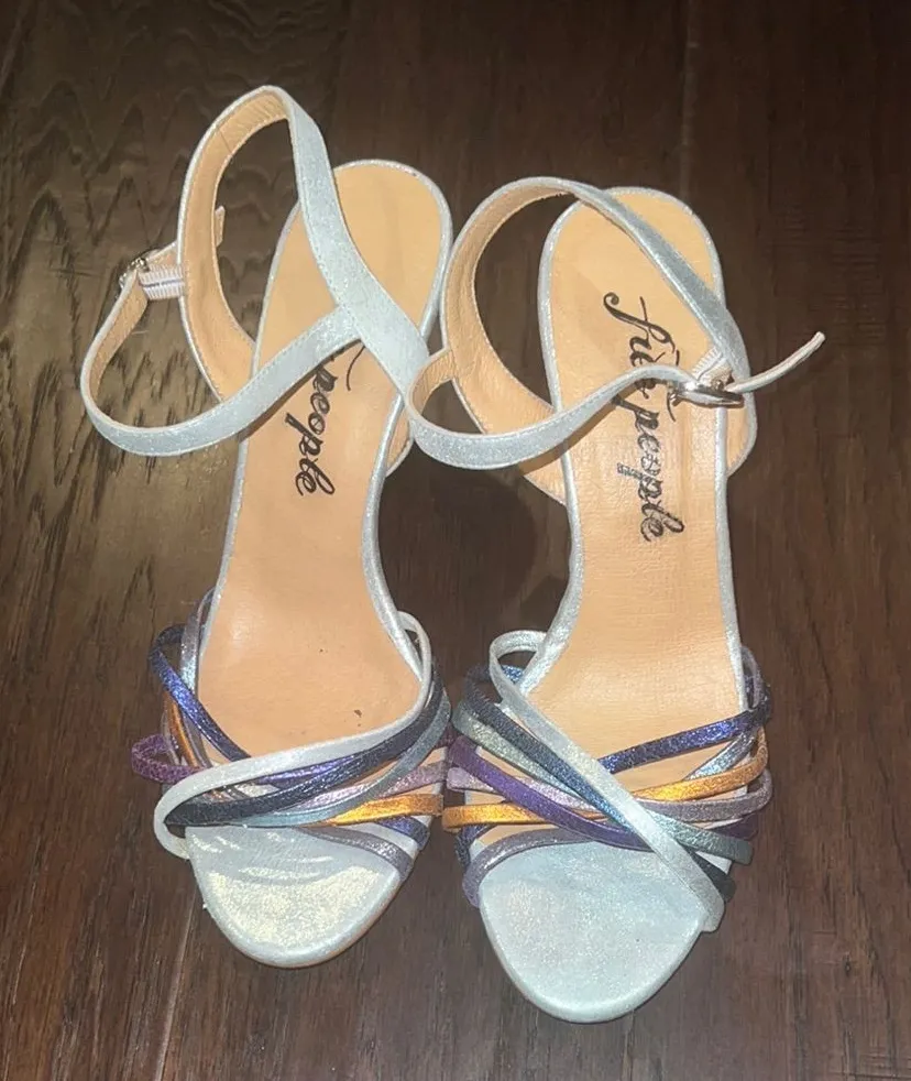 Free People Golden Hour Silver Wedge Sandals 36 / 6