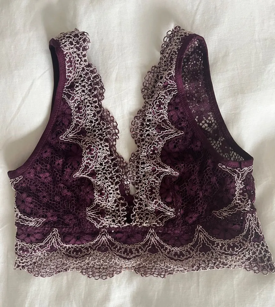 Victoria's Secret | Intricate Purple & Lavender Scalloped Bralette Top XS
