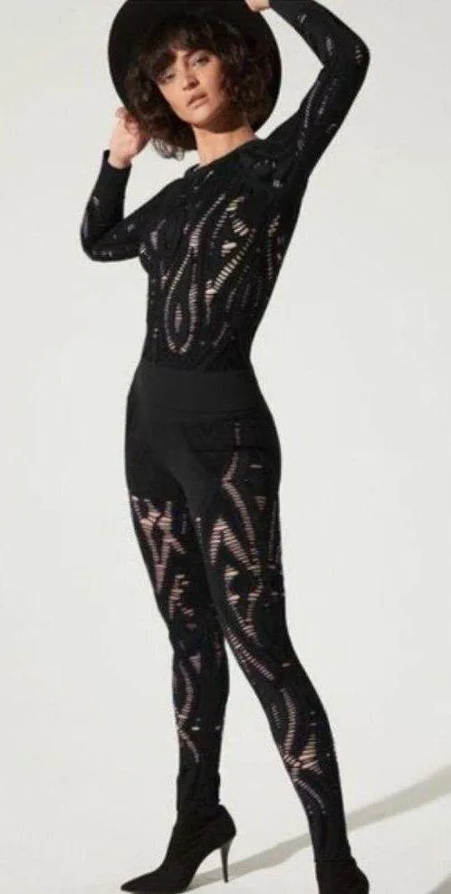 💕AVOCADO💕 Serenity Shred Long Sleeve Top + Leggings Set Black Medium M NWT