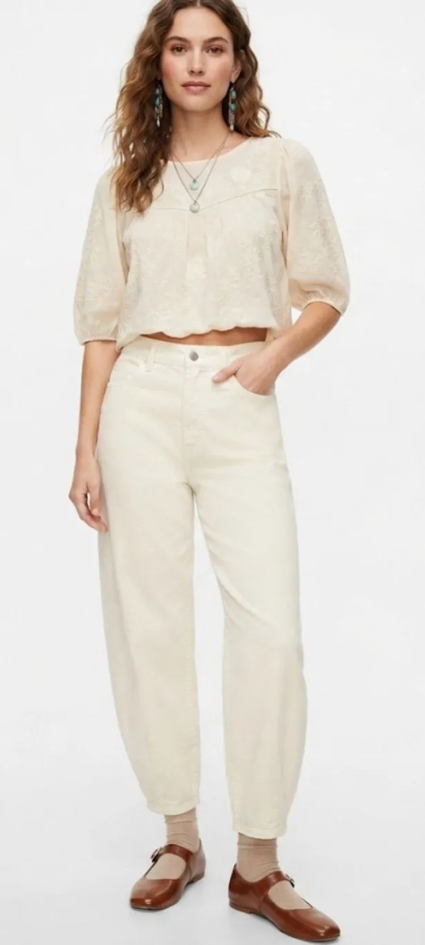 Classic High-Rise Wide Leg Jeans in Cream