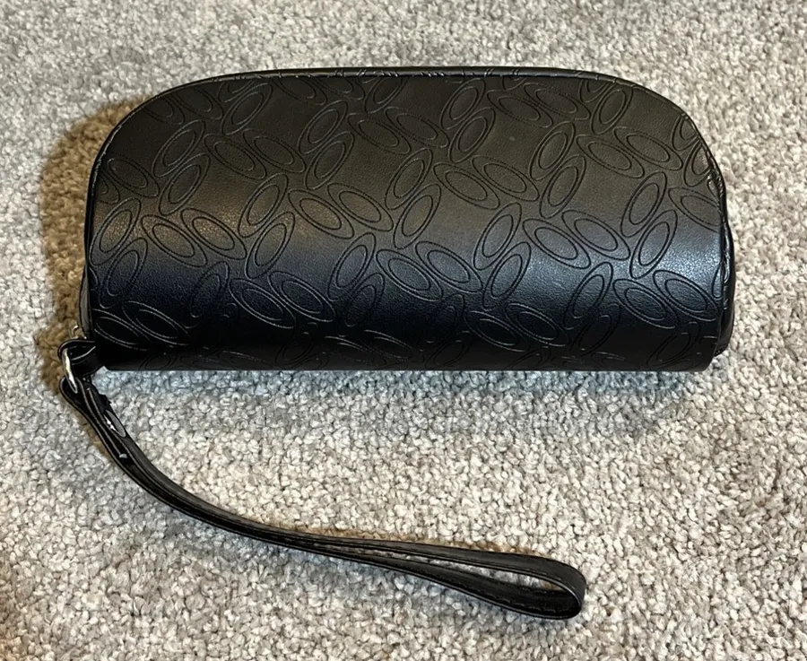 Oakley | sunglass case.