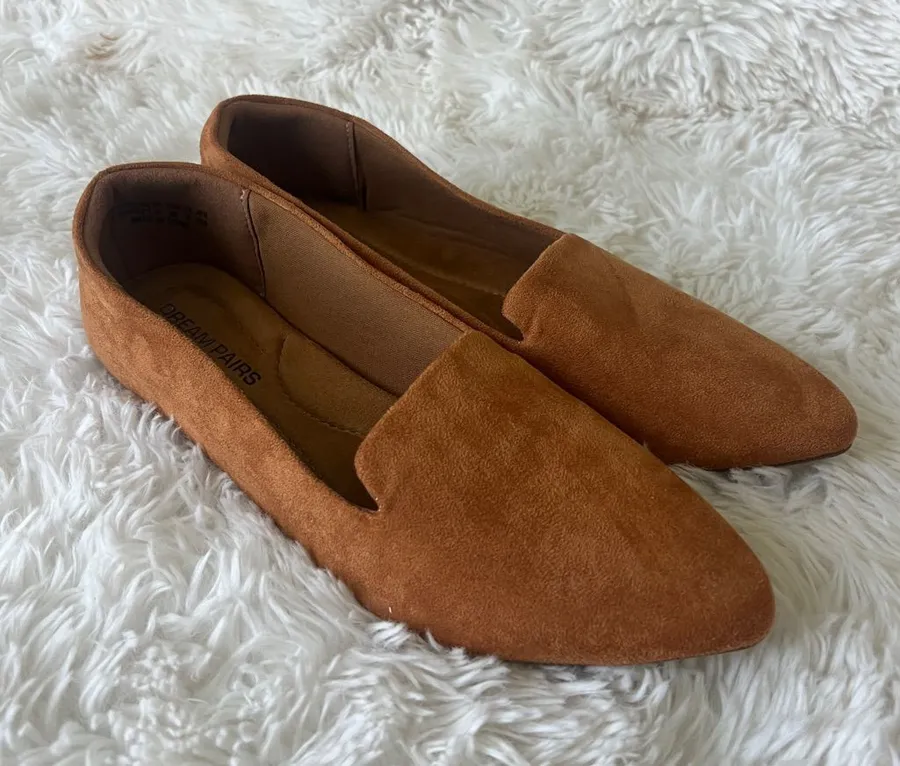 DREAM PAIRS Comfortable Pointed Toe Slip
