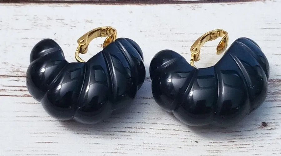 Vintage Clip On Earrings